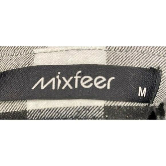 Mixfeer > Women's Plaid Button Down - Picture 5 of 5